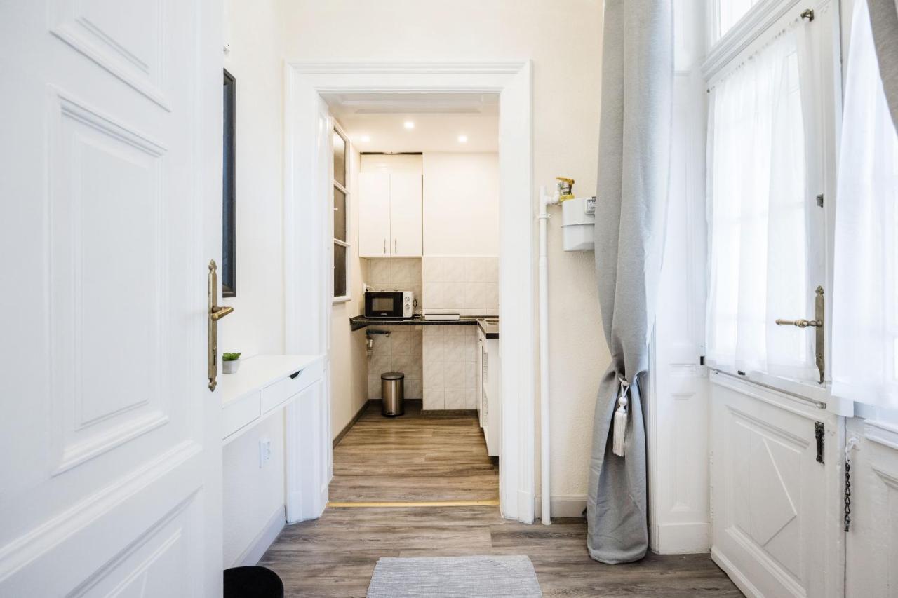 Andrassy 13 Center Apartment บูดาเปสต์ ภายนอก รูปภาพ